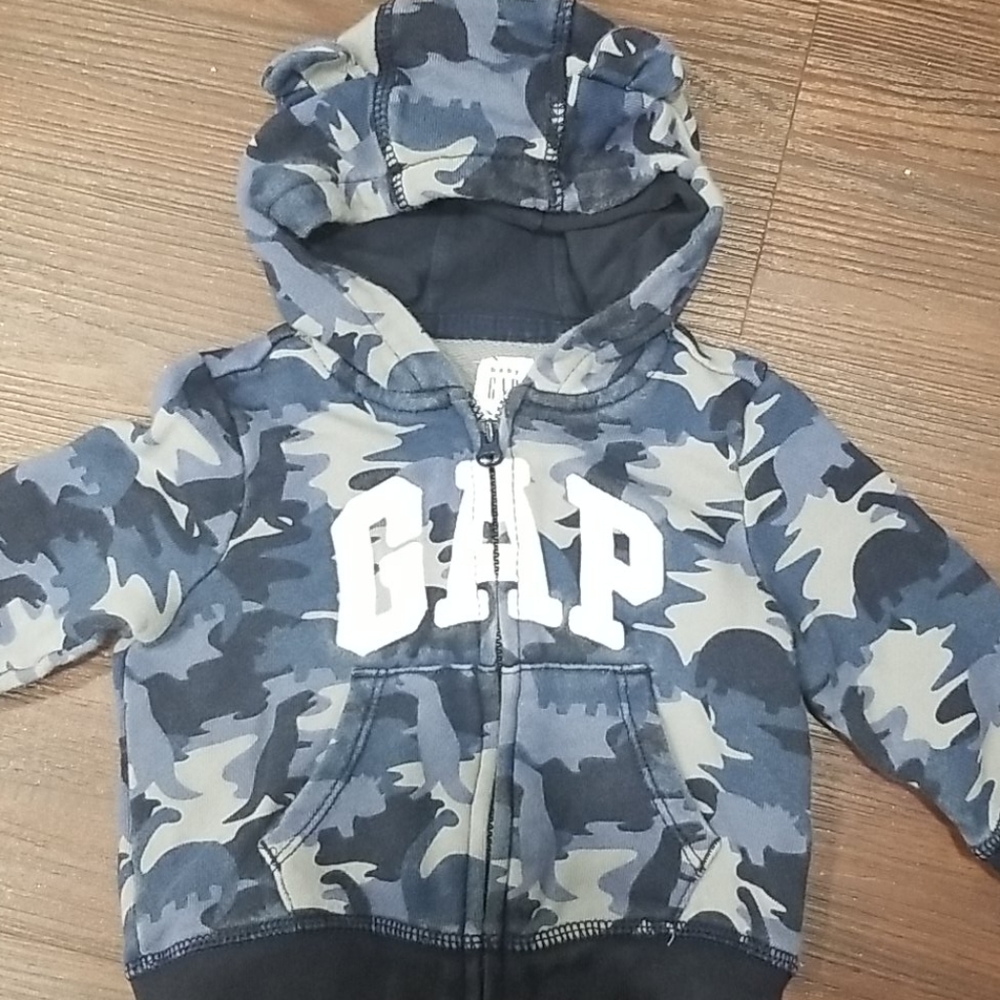 3/$15 Boys Bear Gap Hoodie
